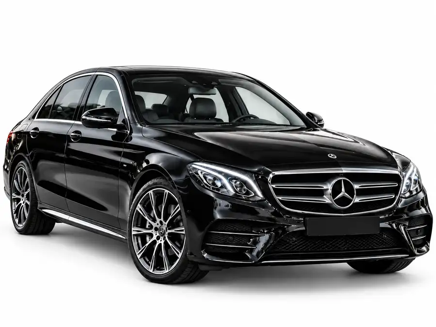 Luxury Sedan for Melbourne Airport transfers with MAT Chauffeur Services
